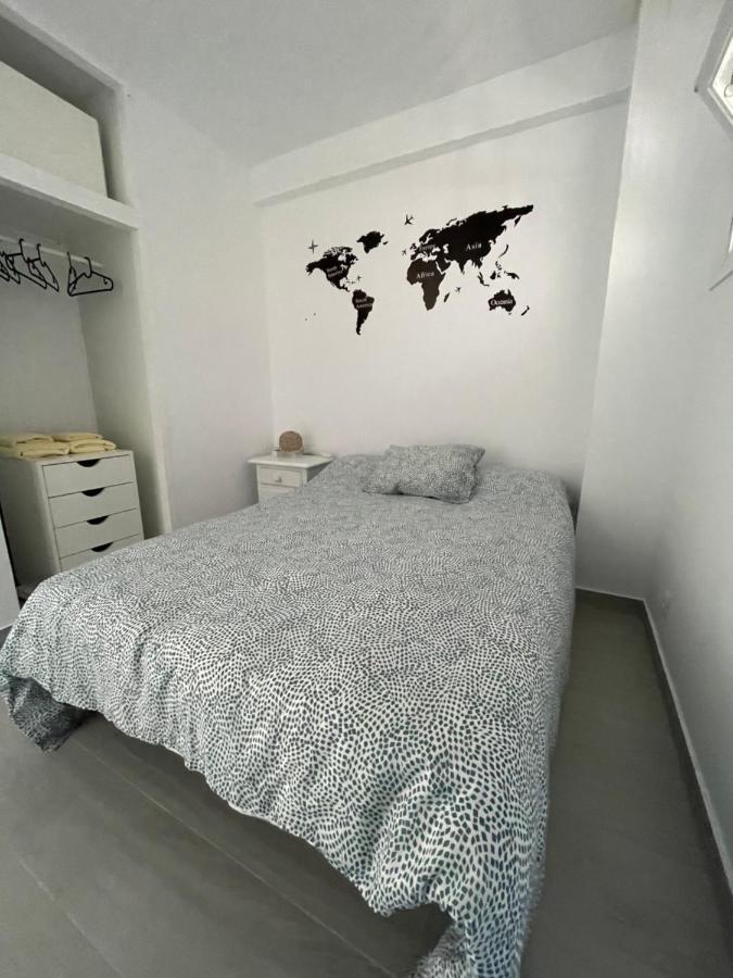 Apartamento Los Cisnes เบนัลมาเดนา ภายนอก รูปภาพ