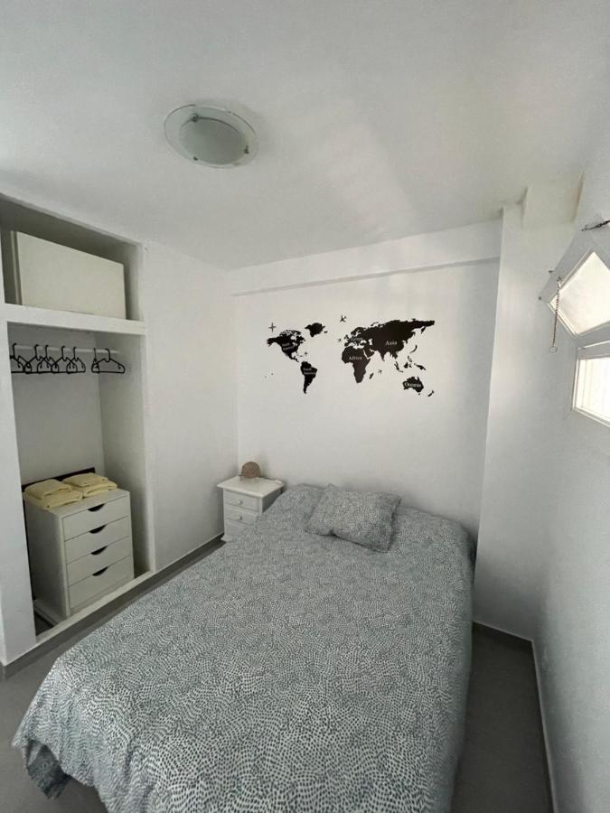 Apartamento Los Cisnes เบนัลมาเดนา ภายนอก รูปภาพ